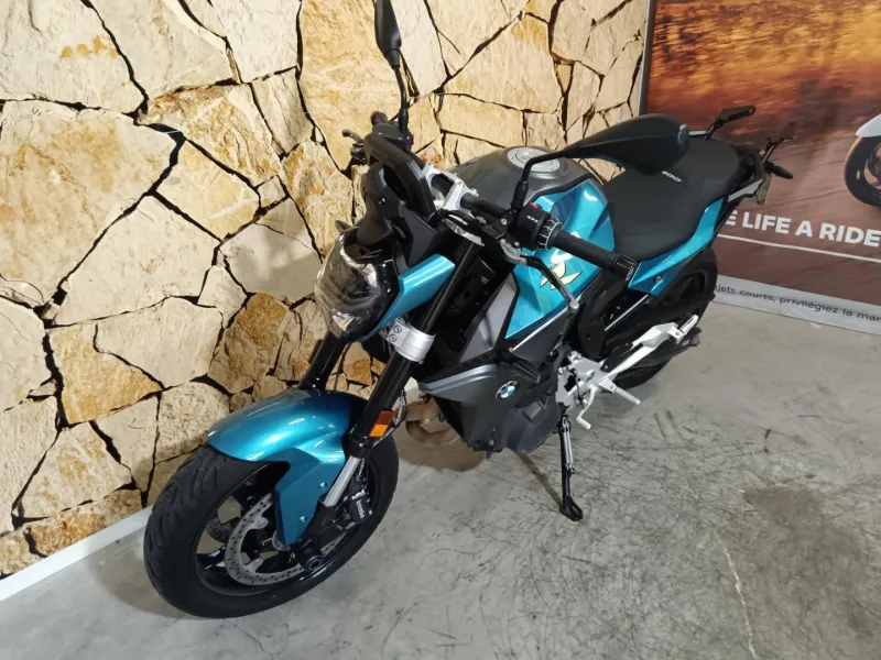 BMW F 900 R A2 2025