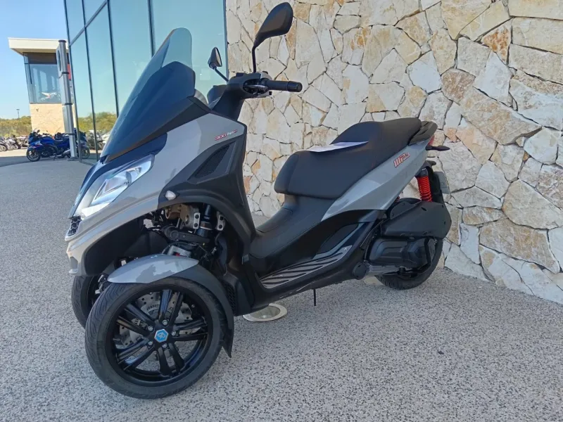 PIAGGIO 300 HPE