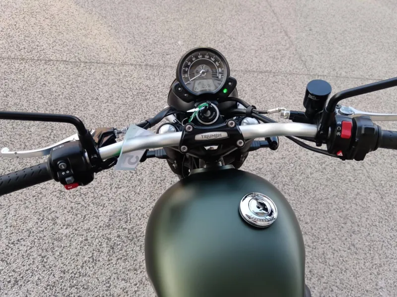 TRIUMPH Street Scrambler 900 ABS