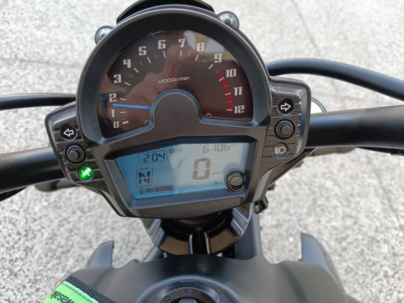 KAWASAKI S 650 2024