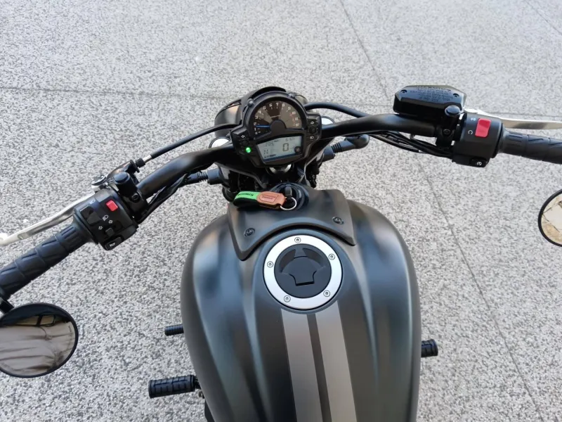 KAWASAKI S 650 2024