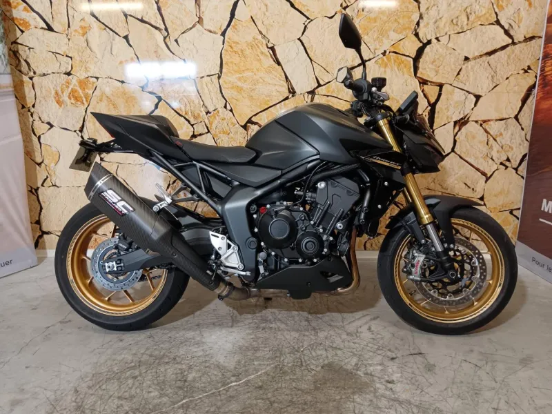 HONDA 1000 HORNET SP .