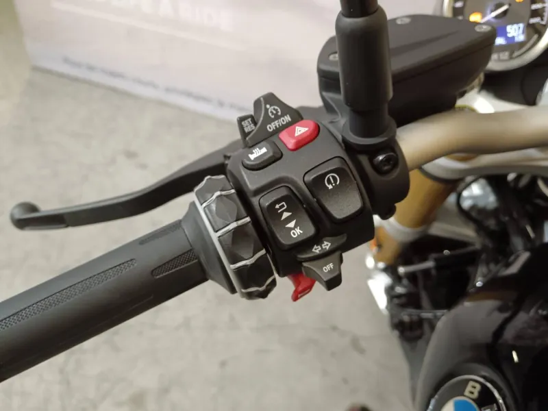 BMW 12 NINET KR1 - 0N01