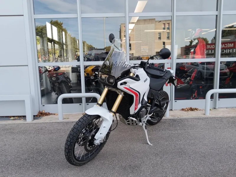DUCATI V2