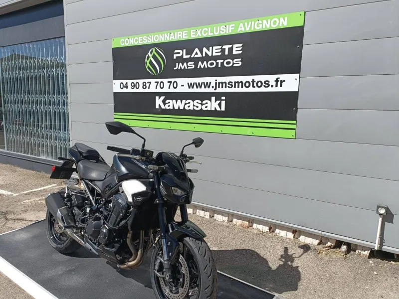 KAWASAKI 900 125 CH 2025 1ER MAIN A SAISIR (Z900)