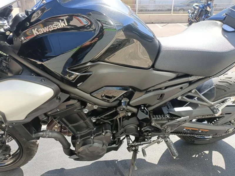 KAWASAKI 900 125 CH 2025 1ER MAIN A SAISIR (Z900)