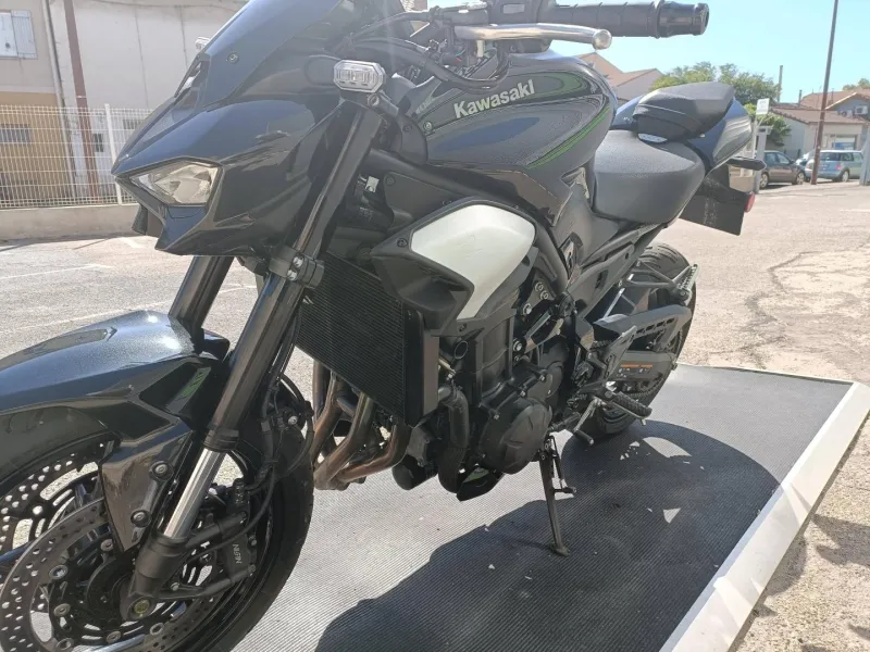 KAWASAKI 900 125 CH 2025 1ER MAIN A SAISIR (Z900)