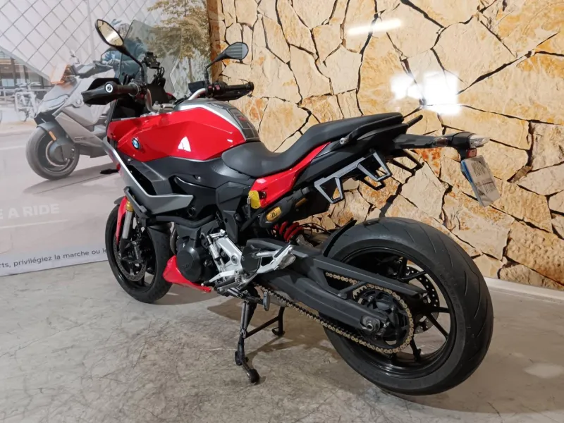 BMW 900 XR .
