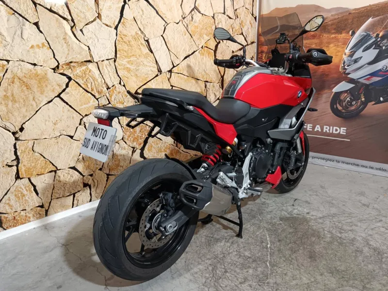 BMW 900 XR .