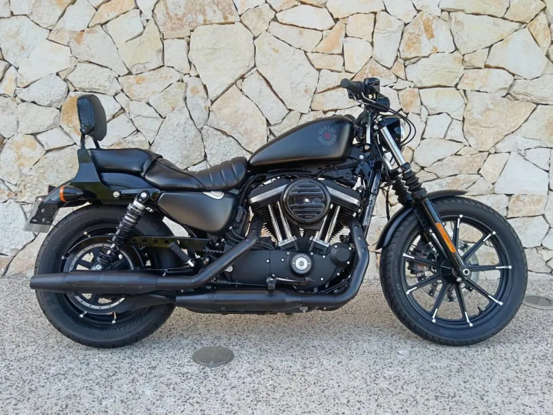 HARLEY-DAVIDSON XL 883 Iron Couleur 2020