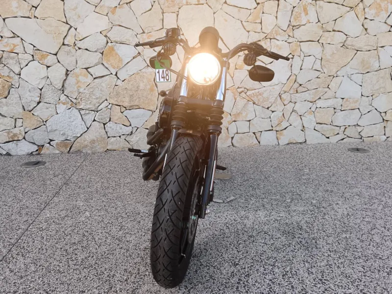 HARLEY-DAVIDSON XL 883 Iron Couleur 2020