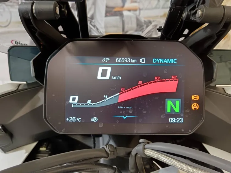BMW S 1000 XR