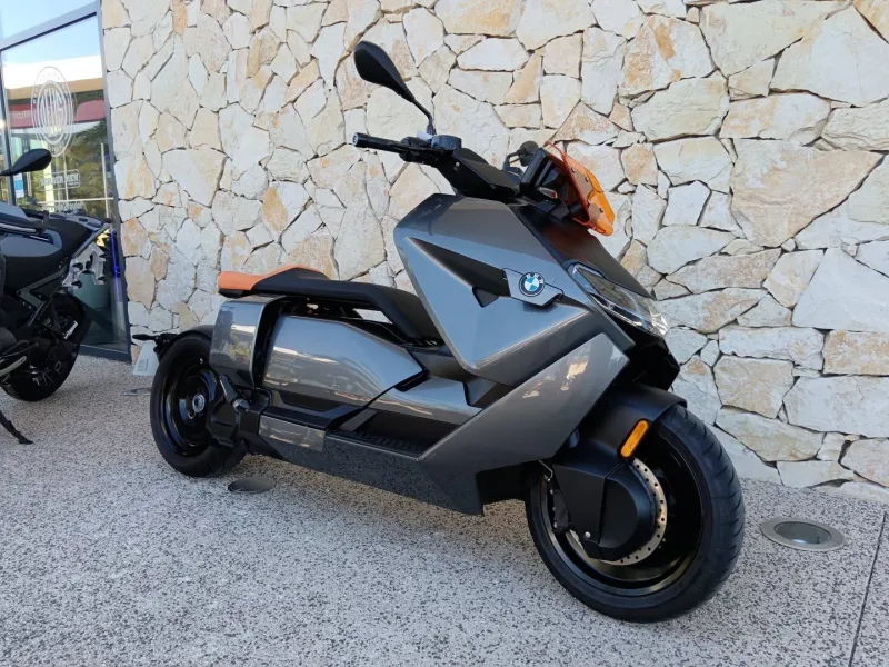 BMW CE04 11kW 125 cm3 ( CE 04 )