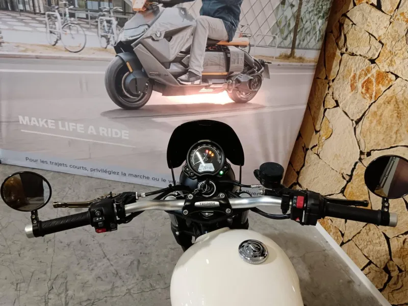 TRIUMPH Street Scrambler 900 ABS