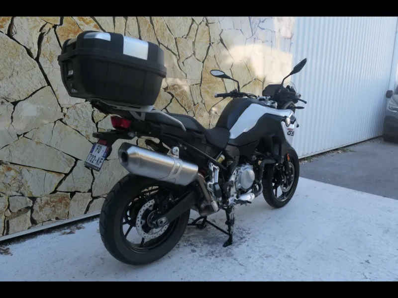BMW 750 GS Pack Dynamic + Touring + Confort + Option ( F750GS )