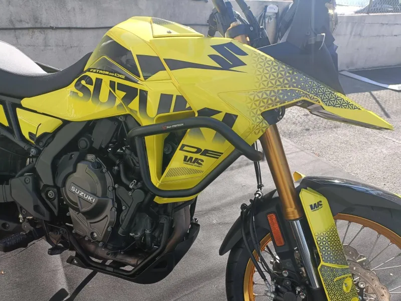 SUZUKI 800 DE PACK TOURER