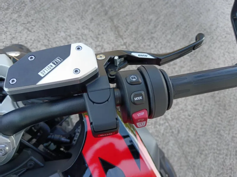 BMW 1300 R FULL PACK ET 719