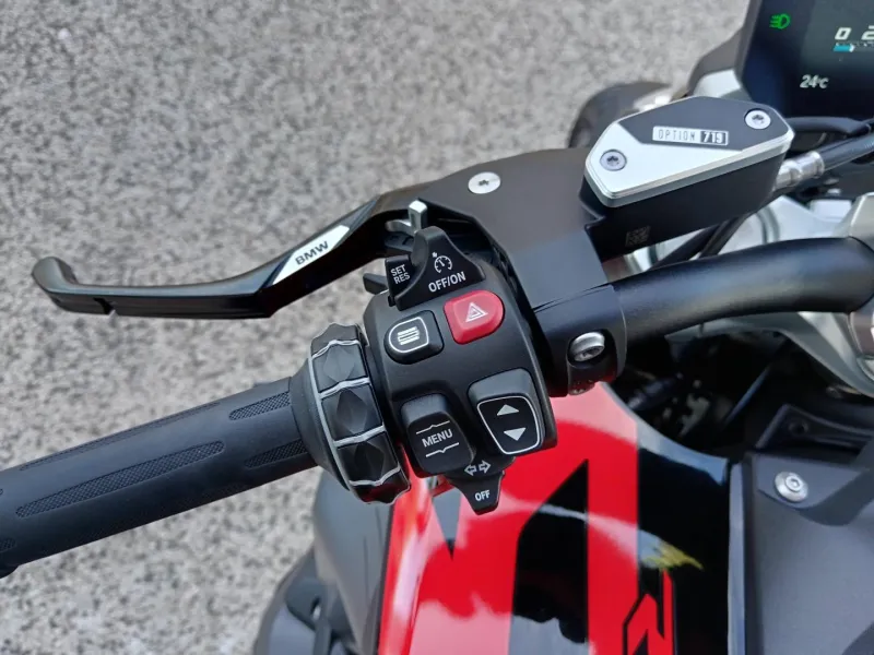 BMW 1300 R FULL PACK ET 719