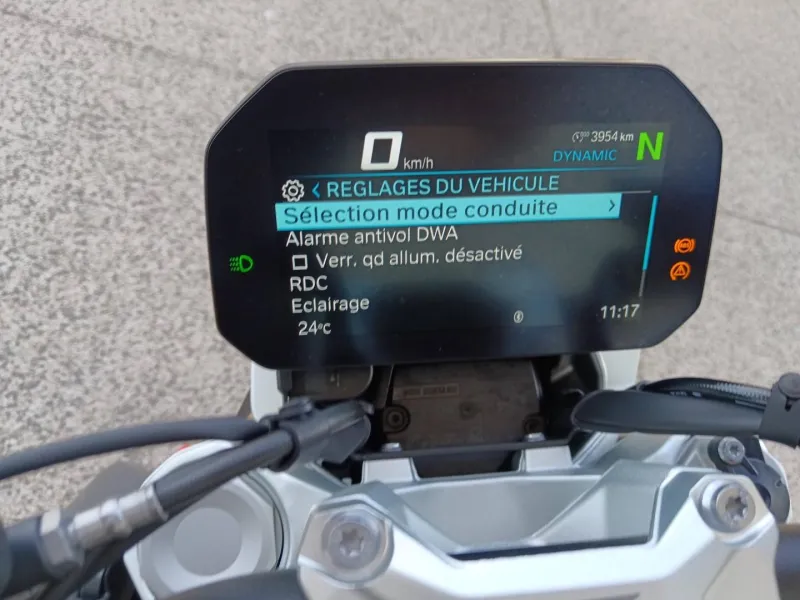 BMW 1300 R FULL PACK ET 719