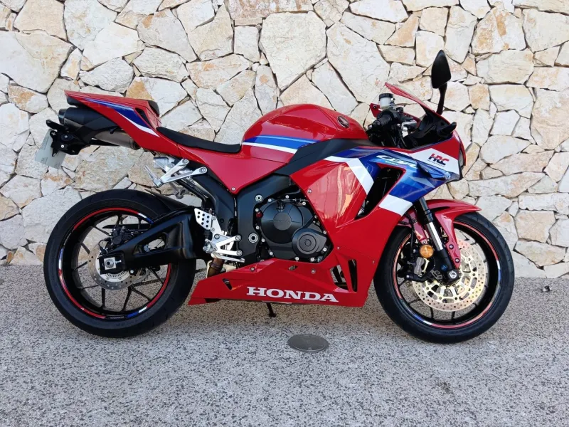 HONDA 600 RR + options  cbr600rr