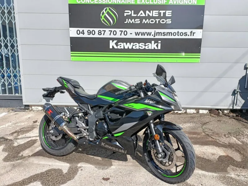 KAWASAKI 125 GAR 13/06/2030 POT,BULLE,CAPEAU DE SELLE A SAISIR