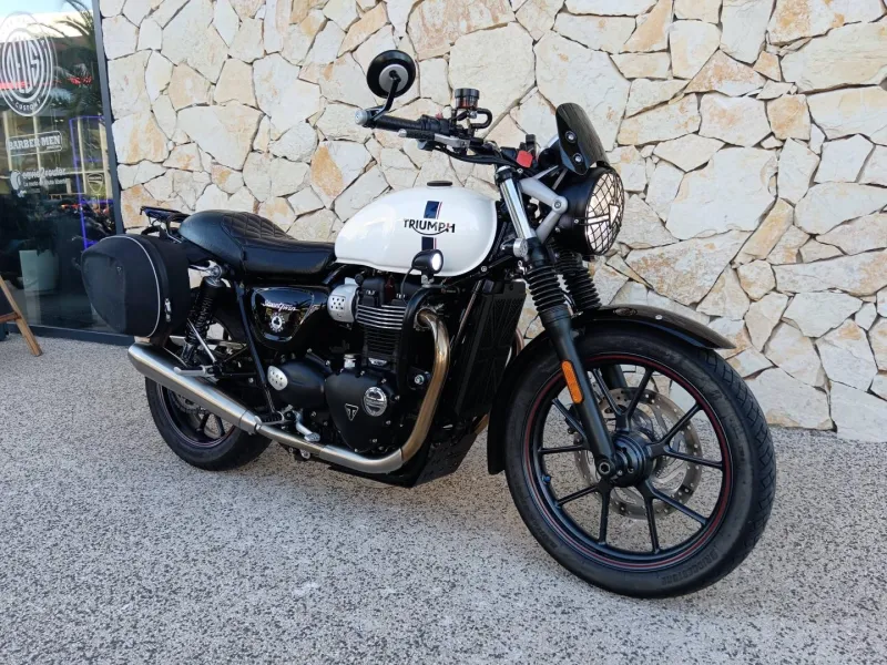 TRIUMPH 900 ABS beaucoup options
