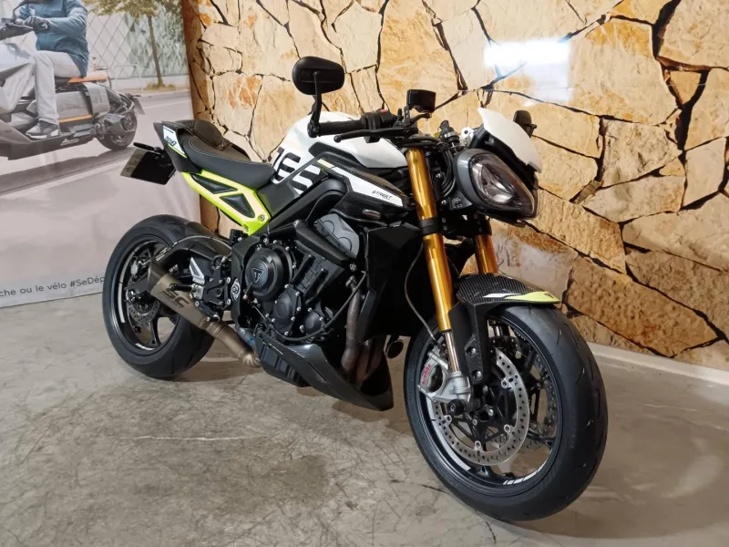 TRIUMPH Street Triple 765 MOTO2 EDITION 2023