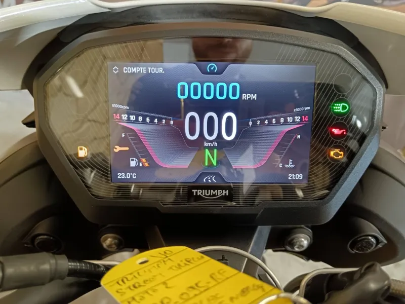 TRIUMPH Street Triple 765 MOTO2 EDITION 2023