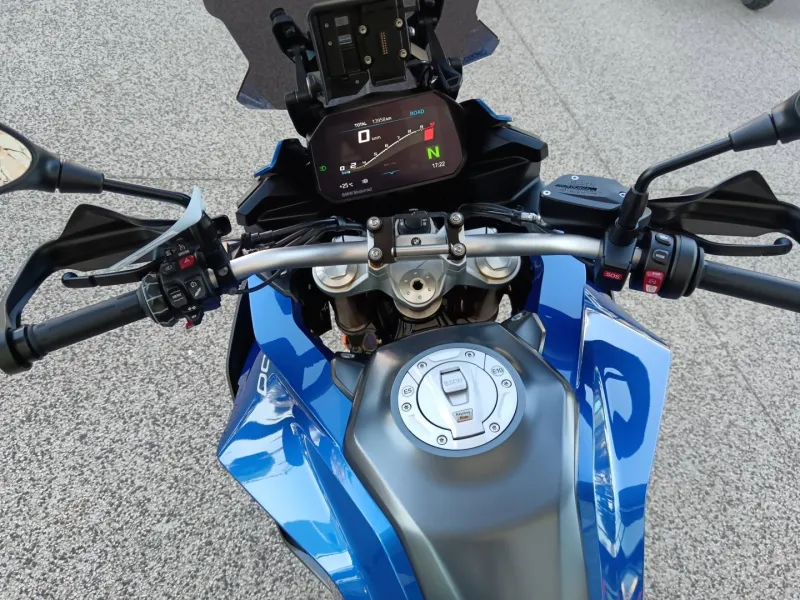 BMW 900 XR