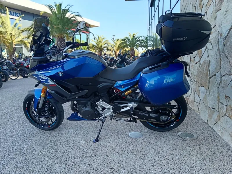BMW 900 XR