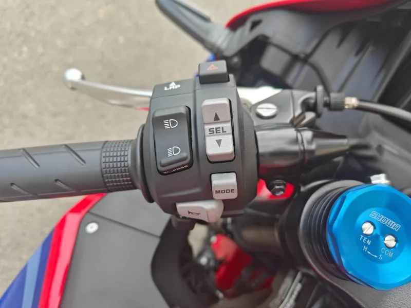 HONDA CBR 600 RR