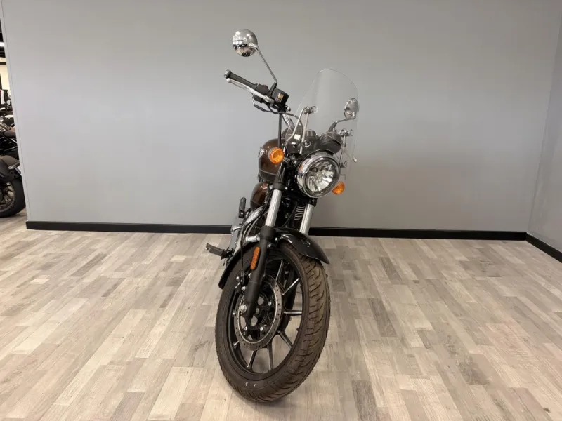 ROYAL ENFIELD Meteor 350 Supernova