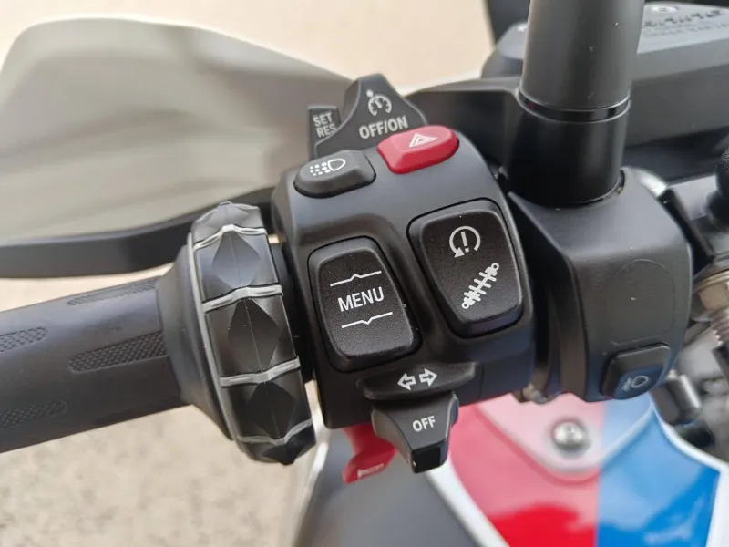 BMW 1250 GS Adventure. Kit de surbaissement