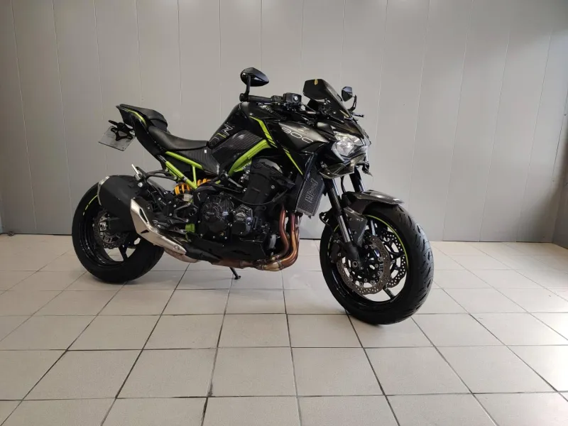 KAWASAKI 900 NBS OPTIONS A SAISIR