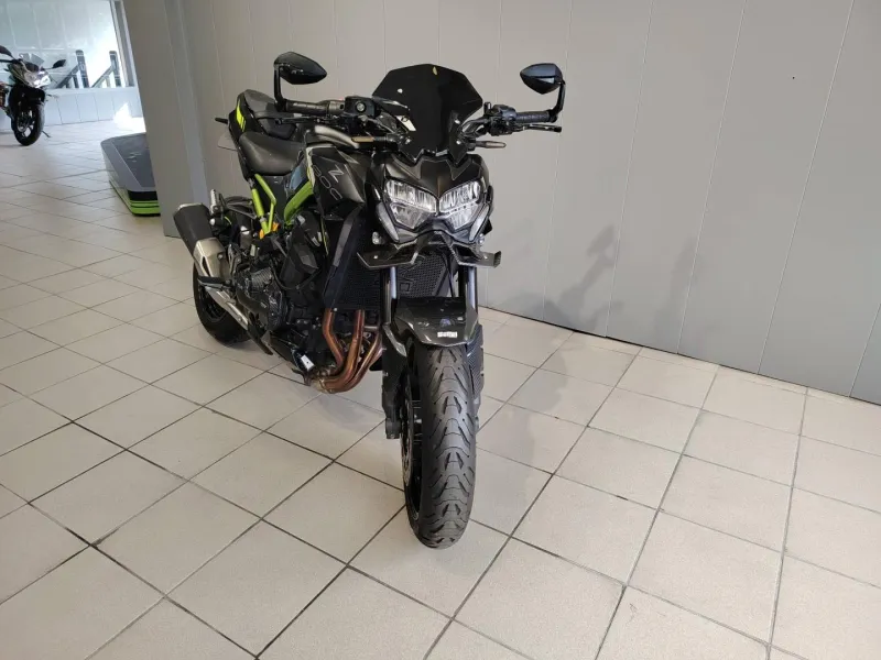 KAWASAKI 900 NBS OPTIONS A SAISIR