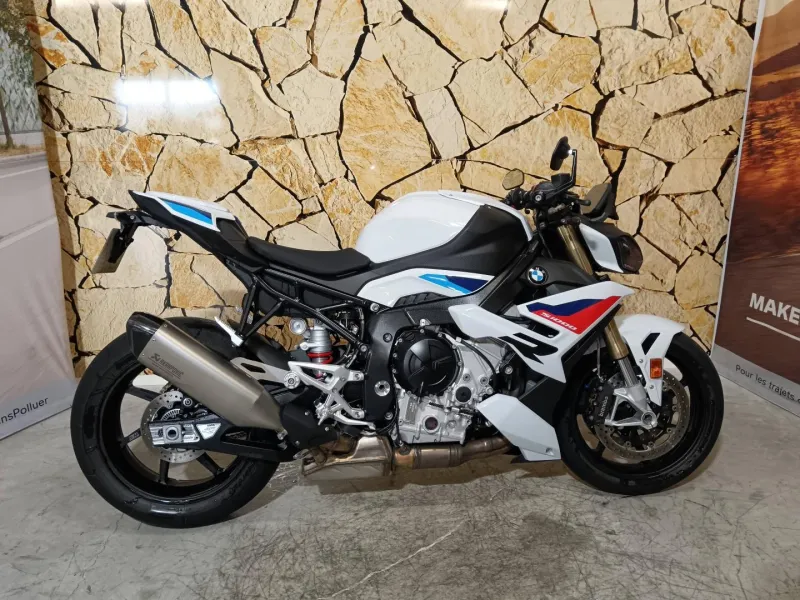BMW 1000 R 2025