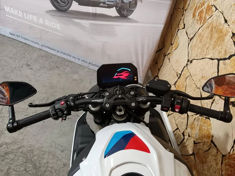 BMW 1000 R 2025