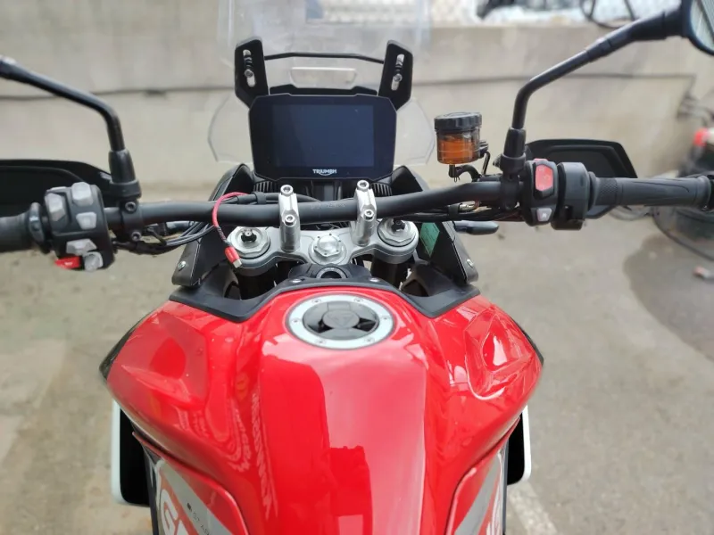 TRIUMPH 900 GT Aragón Edition BRIDABLE A2 POT AROW