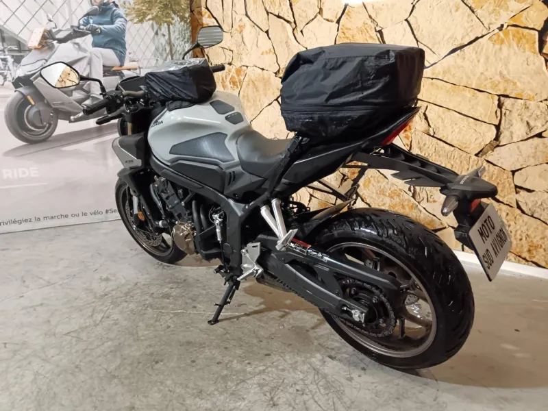 HONDA CB 650 R 2023