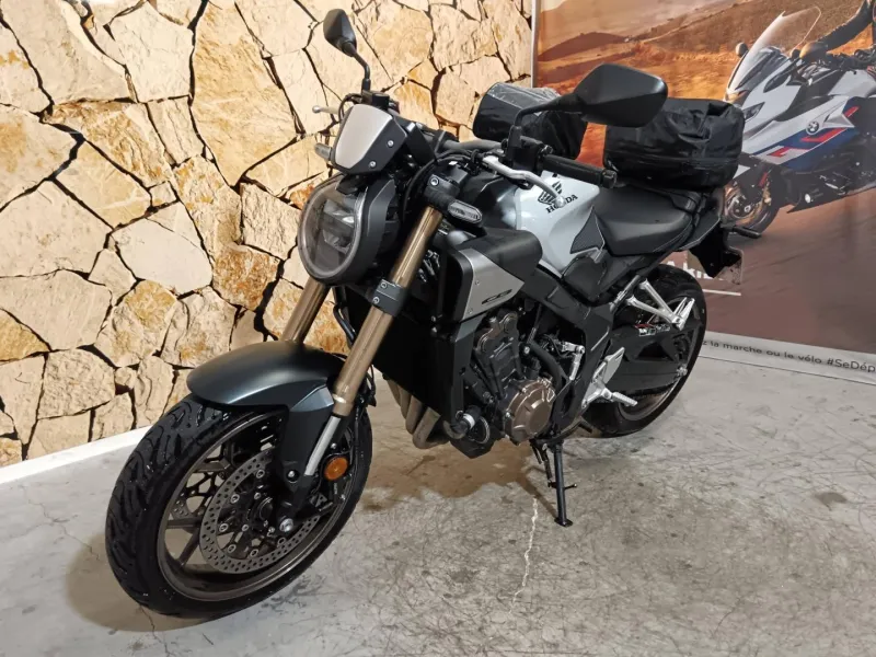 HONDA CB 650 R 2023