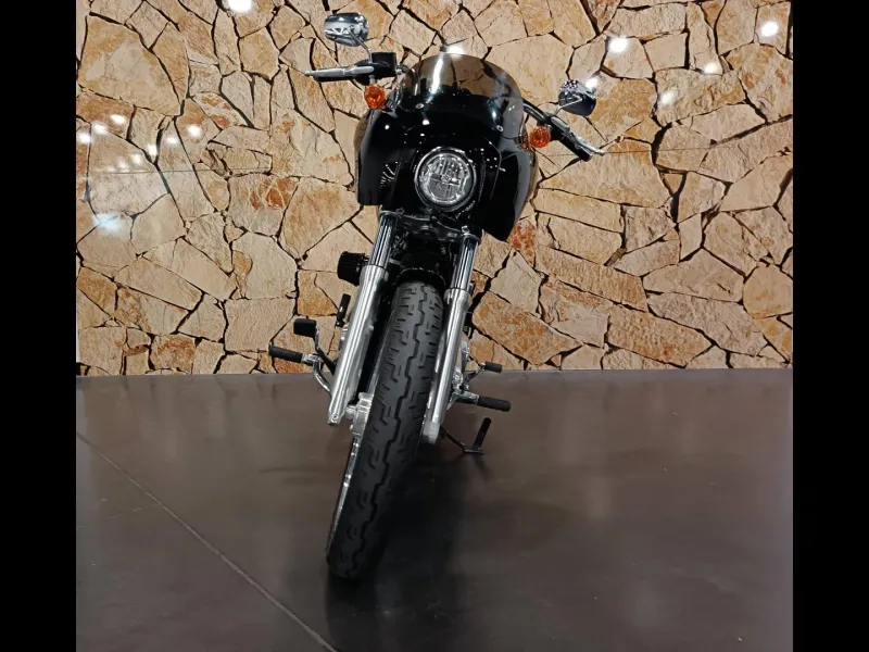 HARLEY-DAVIDSON 1745 Noir
