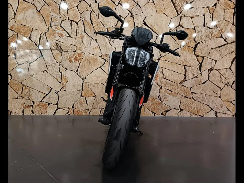 KTM Duke 790