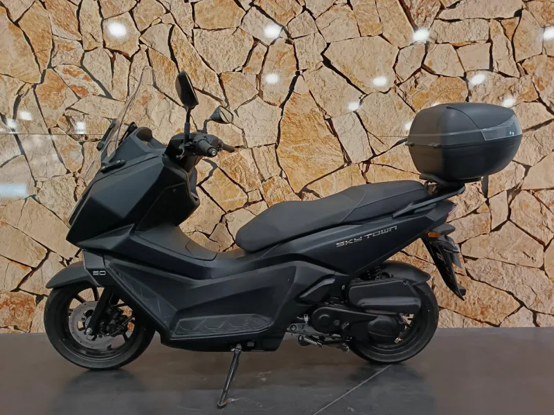 KYMCO 50 CC SKYTOWN 50