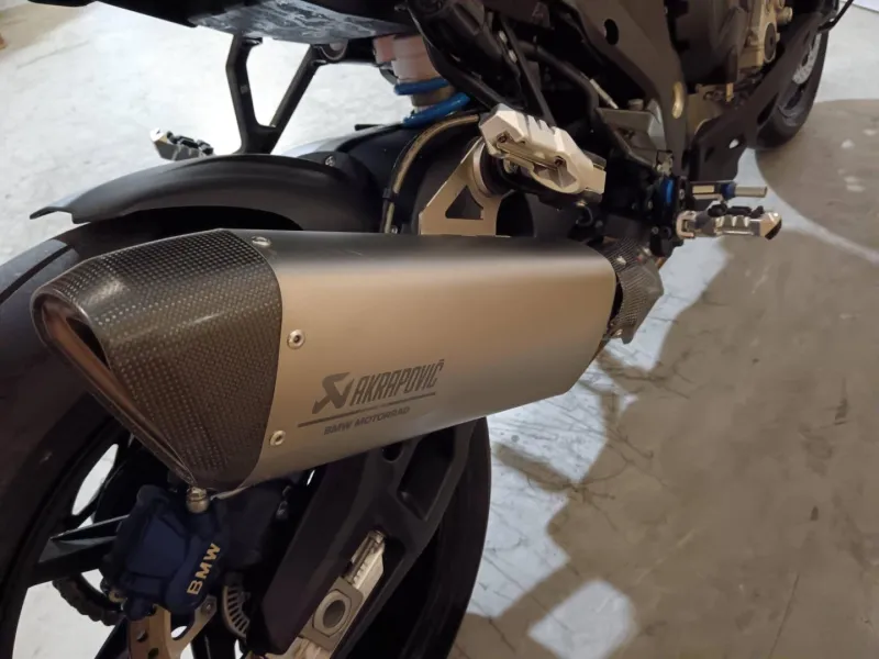 BMW M 1000 XR