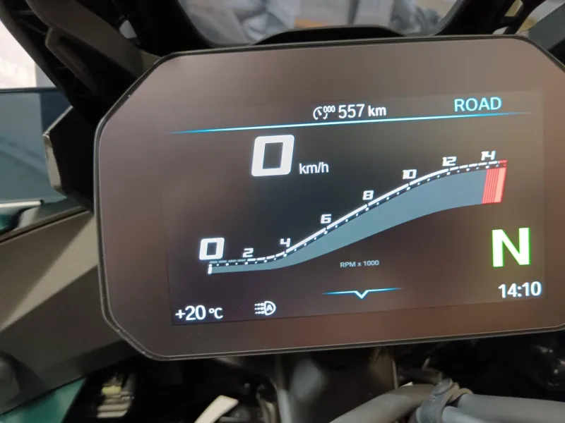 BMW M 1000 XR