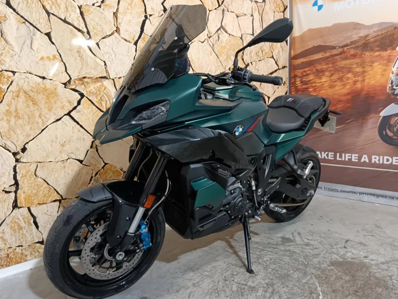 BMW M 1000 XR