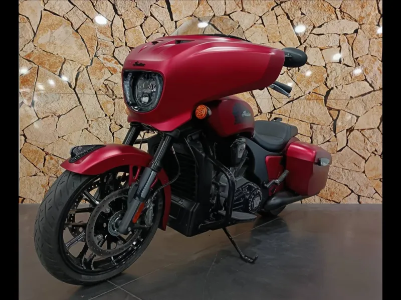 INDIAN PowerPlus 1834 Dark Horse