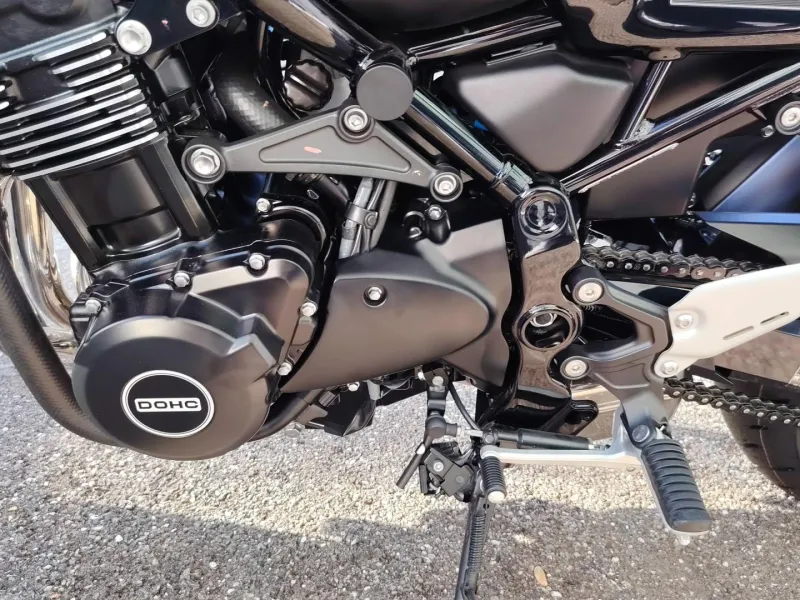KAWASAKI 900 RS Black Ball Edition 2026 1ER MAIN GAR 29/04/2030
