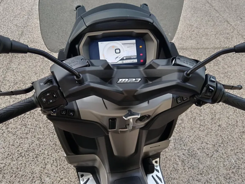 PIAGGIO 530 HPE Exclusive Euro 5 +