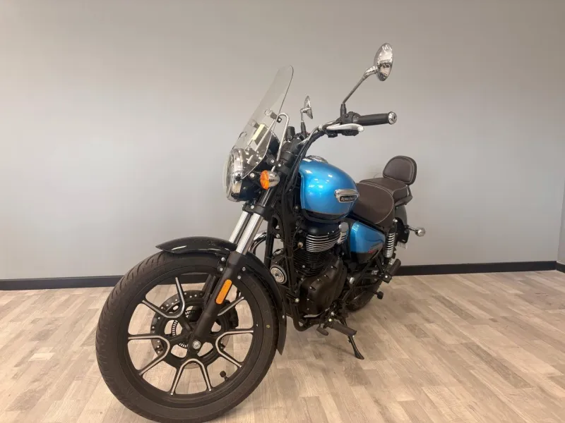 ROYAL ENFIELD Meteor 350 Supernova